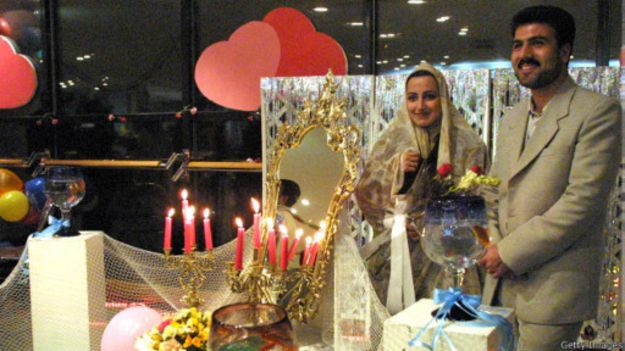 العذرية في إيران: حلول جراحية لمشكلة دينية وتقاليد مجتمعية