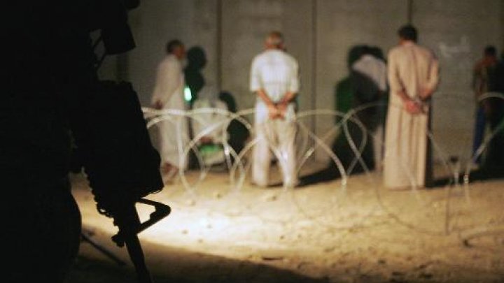 قاض اميركي يأمر بنشر صور تظهر الاساءة الى سجناء في العراق