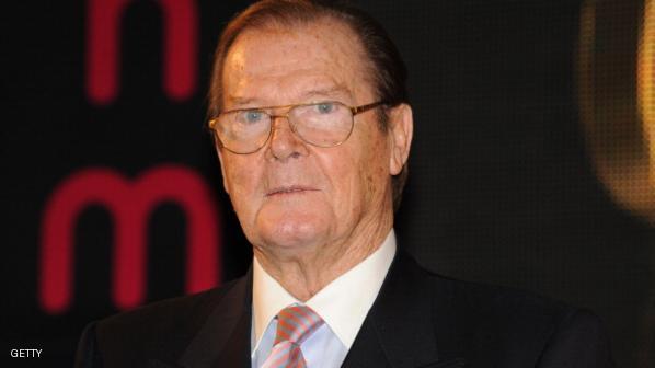  اشهر بطل لافلام جيمس بوند ينفي عن نفسه تهمة العنصرية   