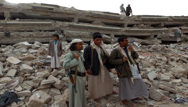 السعودية تتكفل نفقات كافة العمليات الانسانية في اليمن