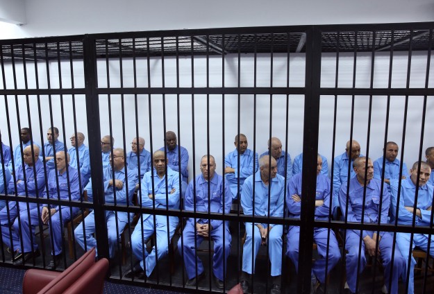 محكمة طرابلس تؤجل قضية رموز نظام القذافي  للشهر المقبل
