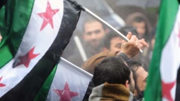 قوى مُعارضة سورية تُعطّل مؤتمر القاهرة بسعيها للهيمنة عليه