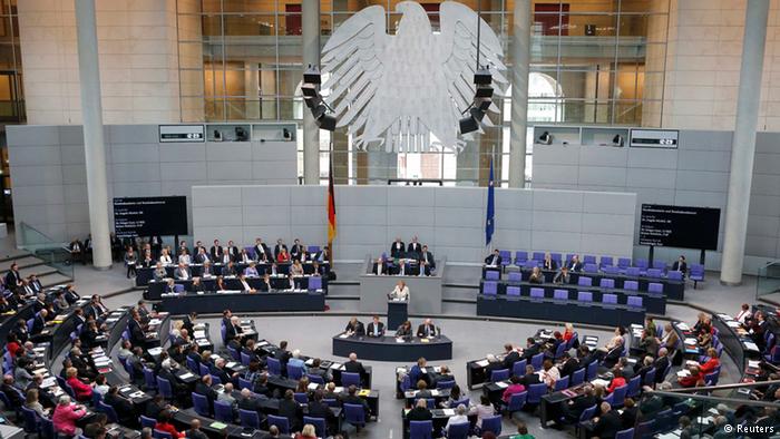 برلماني الماني يتهم الحكومة بالتستر على  فضيحة تجسس بالمخابرات