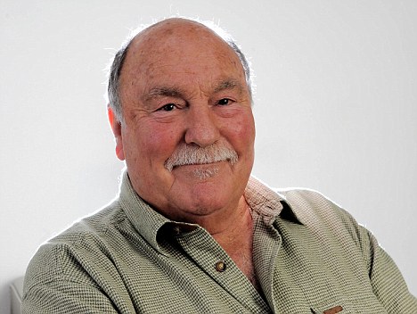 جيمي جريفز يخرج من العناية المركزة بعد تعرضه لسكتة دماغية حادة