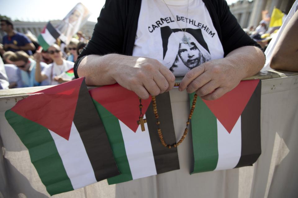 البابا فرنسيس يعلن قداسة راهبتين فلسطينيتين