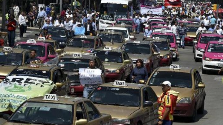 سائقو الاجرة في مكسيكو