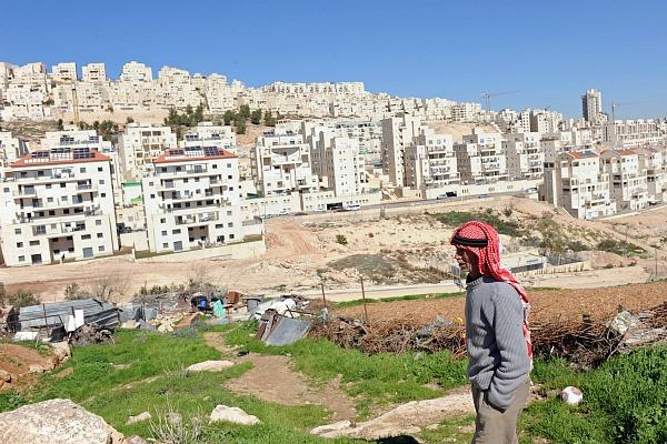 الفلسطينيون يرفضون مقترحا إسرائيليا للتفاوض على المستوطنات