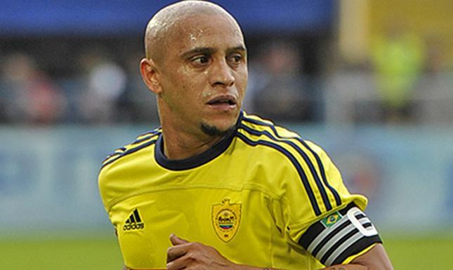 روبرتو كارلوس : قطر تسعى لتنظيم أعظم كأس عالم في 2022