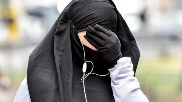 الحكومة الفرنسية تبدأ "حوارا"واسعا مع المسلمين الفرنسيين