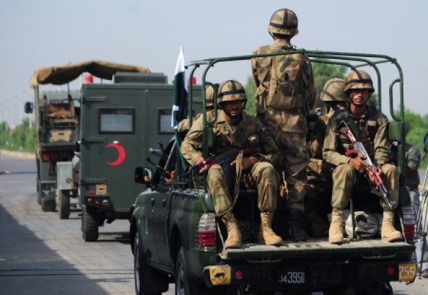 باكستان تستدعي الجيش تزايد ضحايا موجة الحر إلى 250 شخصا