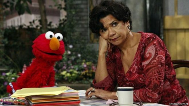 سونيا منزانو تتقاعد بعد 44 عاما في "شارع سمسم"