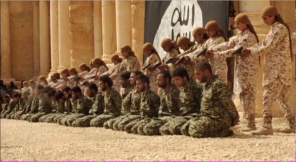 "داعش"تبث شريطا يظهر عملية اعدام جماعية وسط اثار تدمر