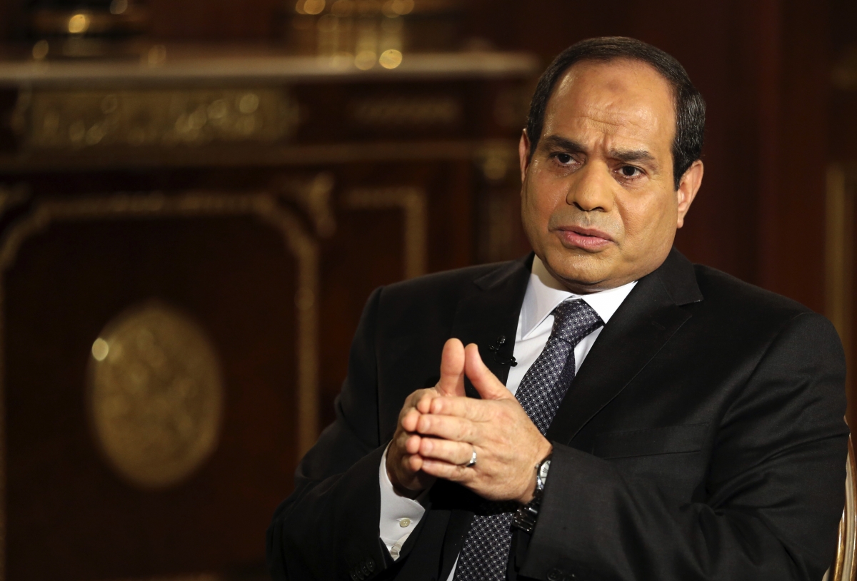 مصر: السيسي ييناقش الوضع الامني مع كبار القادة