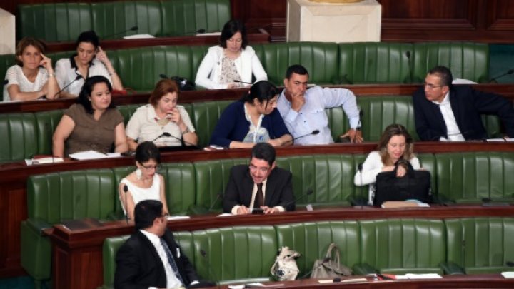 البرلمان التونسي يقر عقوبة الإعدام بقانون جديد لمكافحة الإرهاب