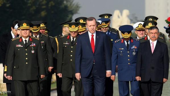 اردوغان يحتفظ بثقة انصاره في اسطنبول لكن قلقهم يتضاعف