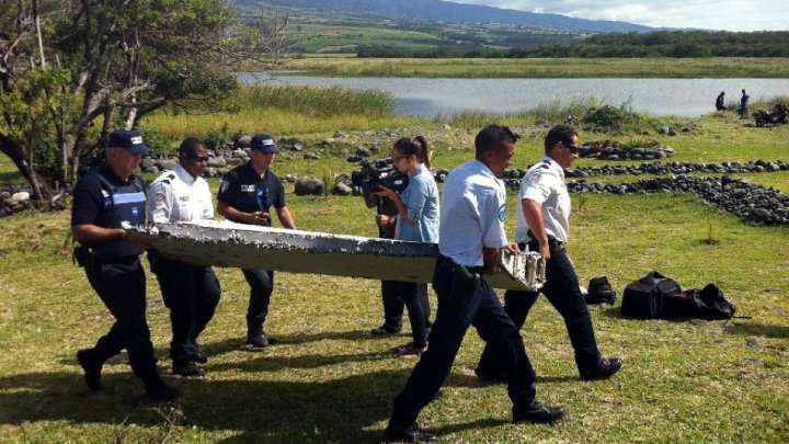 الحطام الذي عثر عليه في لارينيون