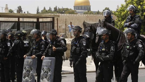 إسرائيل تمنع الفلسطينيين من دخول البلدة القديمة ليومين