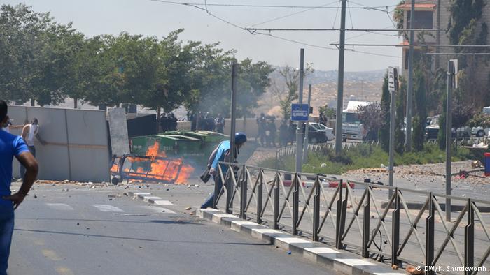 مقتل فلسطيني واصابات بالرصاص خلال صدامات في قطاع غزة
