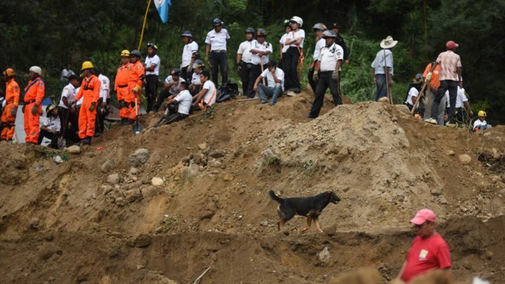 مقتل أكثر من تسعين شخصا في انزلاق للتربة بمنجم في بورما