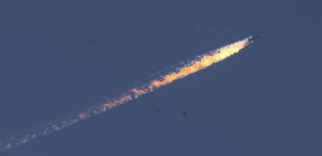 وزارة الدفاع الروسية تؤكد إسقاط إحدى طائراتها شمال غربي سورية
