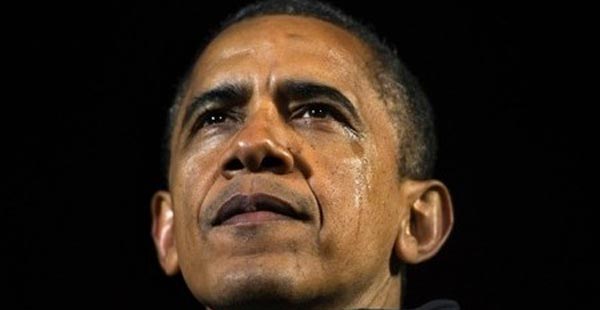 أوباما يبكي خلال حديثه على الإصلاحات الرامية للسيطرة على السلاح