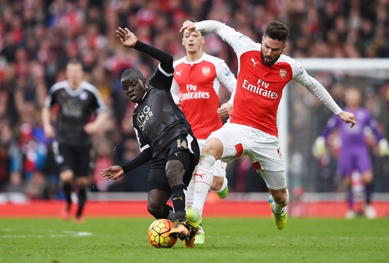 البديل ويلبيك يقود أرسنال لفوز مثير على ليستر بالدوري الانجليزي