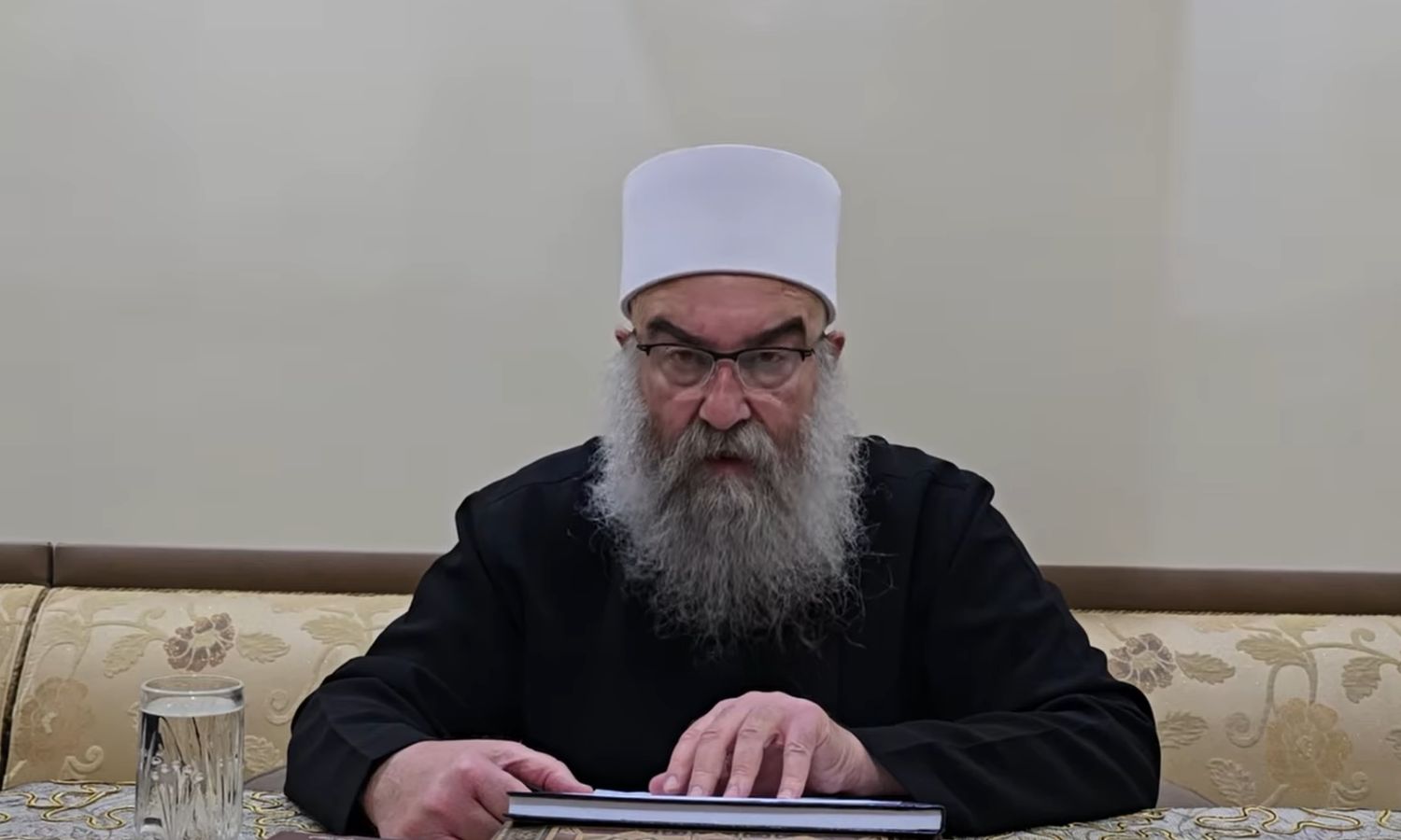 حكت الهجري احد شيوخ الطائفة الدرزية في سوريا ،-لقطة شاشة