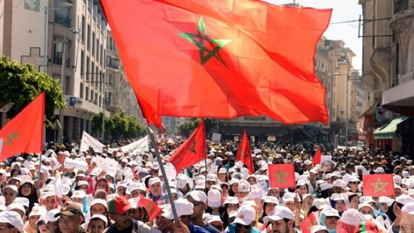 النقابات المغربية تخوض إضرابا عاما عن العمل ضد "تعنت الحكومة"