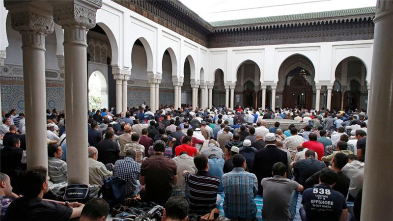 المحكمة العليا في إيطاليا ترفض قانون "معاداة المساجد"
