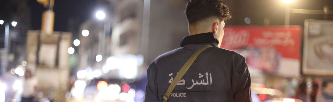 انتشار لعناصر الأمن الداخلي لتأمين الطرقات في دير الزور خلال عيد الأضحى - 8 حزيران 2025 (وزارة الداخلية السورية) انتشار لعناصر الأمن الداخلي لتأمين الطرقات في دير الزور خلال عيد الأضحى - 8 حزيران 2025 (وزارة الداخلية السورية)