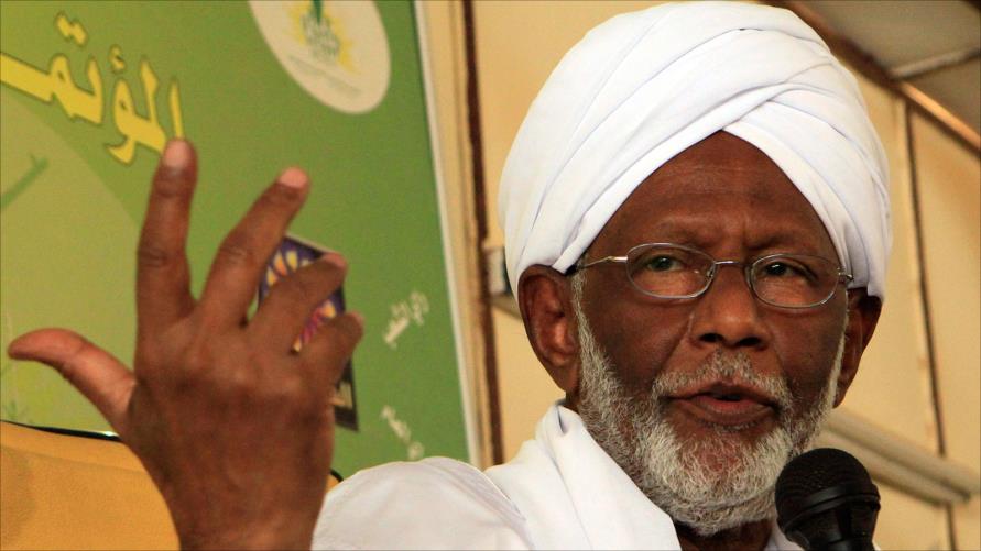 وفاة السياسي السوداني المعارض حسن الترابي إثر نوبة قلبية
