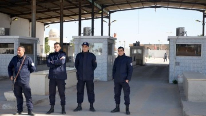 الجيش التونسي يغلق رأس جدير وكل منافذ بن قردان