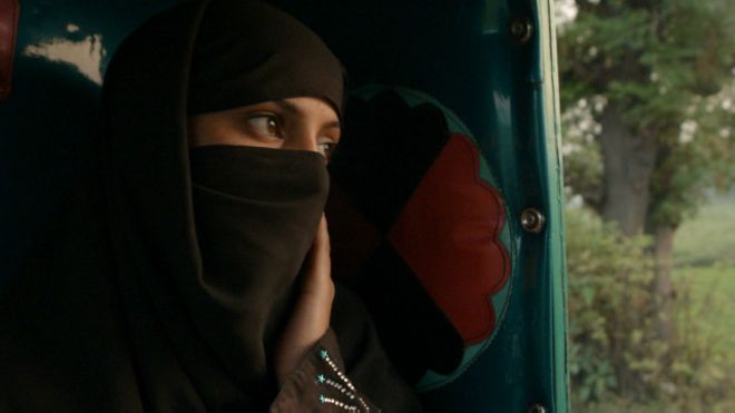 الباكستانية الحائزة على جائزة الأوسكار تنعى ضحايا لاهور