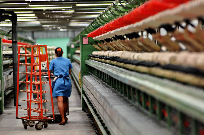 مشاركة النساء الايطاليات في سوق العمل في البلاد، لا تزال بين أدنى المعدلات أوروبيا،- اكي