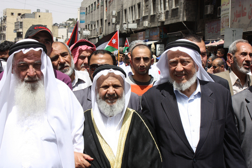 الأمن الاردني يخلي مقر الاخوان المسلمين ويغلقه بالشمع الأحمر
