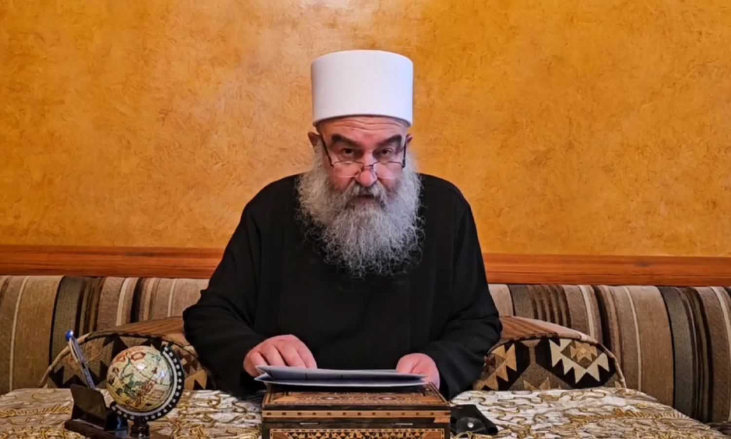 الشيخ حكمت الهجري - فيسبوك