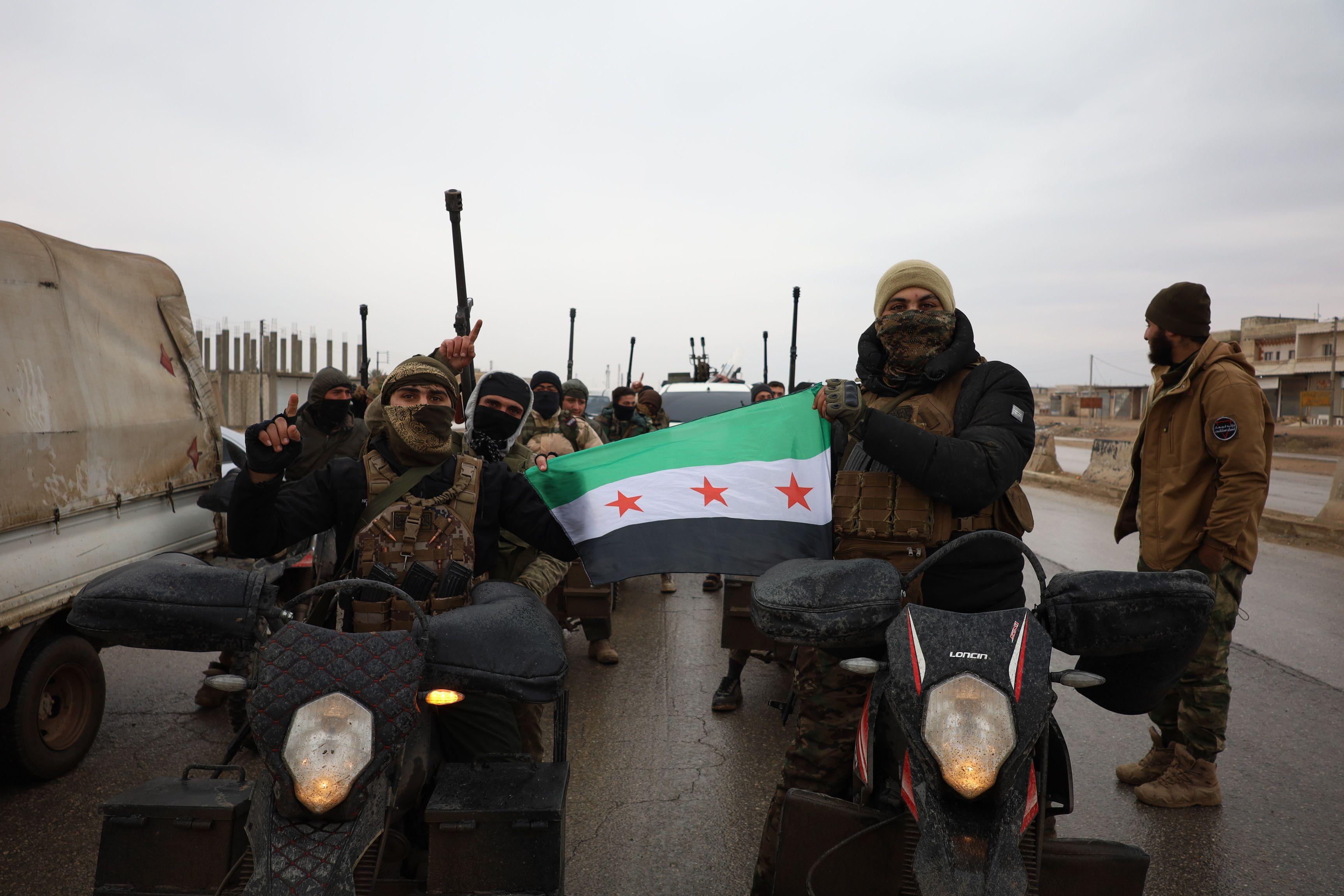 الجيش السوري يعلن غرب الفرات "منطقة عسكرية مغلقة" بعد سيطرته على مساحات واسعة من ريف حلب الشرقي | جريدة الأنباء