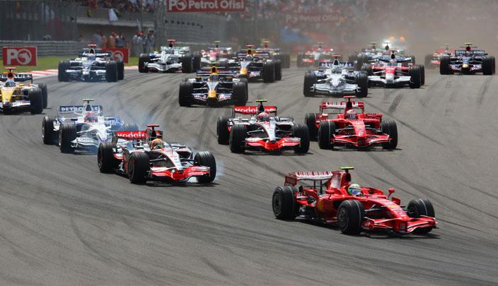 روزبرج في سباق روسيا لفورمولا1- وهاميلتون يسعى للضغط