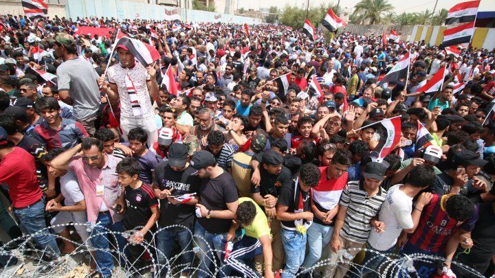 اقتحام أنصار الصدر للمنطقة الخضراء