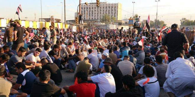 التأزم السياسي يسود العراق بعد التظاهرات  واقتحام البرلمان