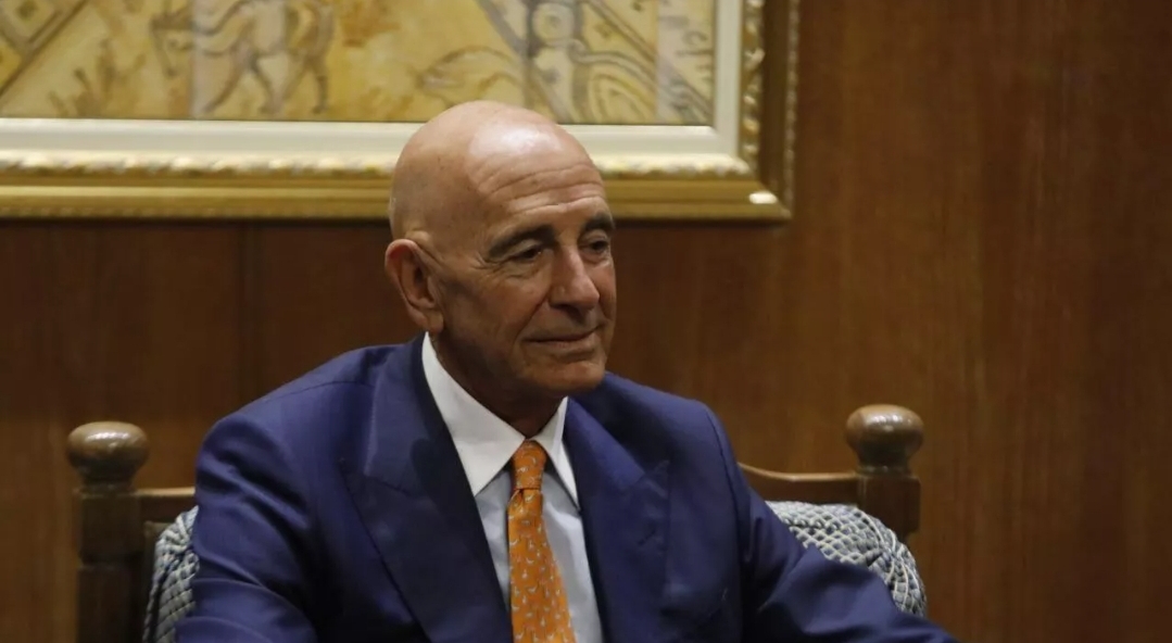 توم باراك مبعوث تعرامب لسوريا والعراق