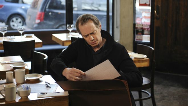 ستيف بوسيمي بدور الزعيم السوفيتي نيكيتا خروتشوف