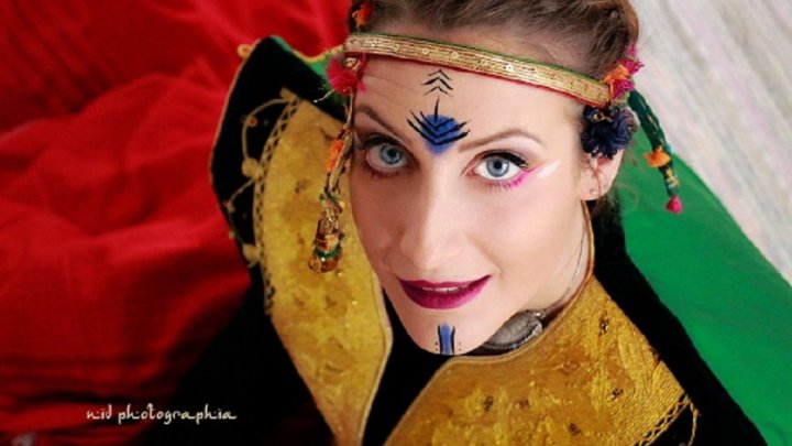 نساء يطلقن حملة "خليك تونسي" لإحياء اللباس التقليدي