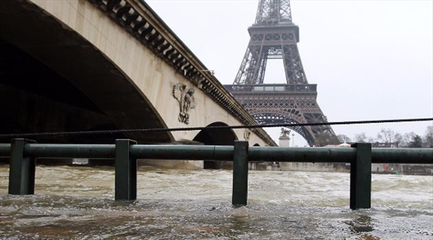 فياضانات باريس