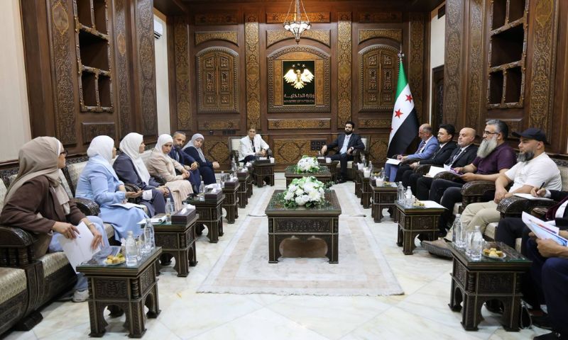 اجتماع بين وزارتي الشؤون الاجتماعية والعمل والداخلية مع أهالي الأطفال المفقودين لمناقشة تطورات الملف - 3 آب 2026 (وزارة الشؤون الاجتماعية والعمل)