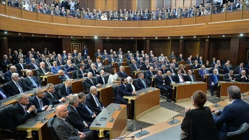 وزير العدل اللبناني عادل نصار قال إن إقرار القانون "لا يعني التساهل مع الجريمة"- ايه ايه