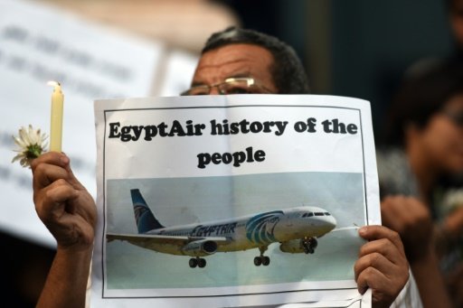 العثور على حطام الطائرة المصريه المنكوبة على شاطىء اسرائيلي