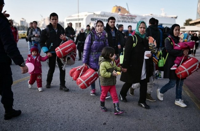 دراسة : معظم الأوروبيين يربطون تدفق المهاجرين بخطر الإرهاب