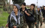 مقاتلات كرديات قرب الرقة يشاركن في قتال الجهاديين رغبة بالثأر
