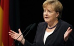 ميركل تطالب شعبها بالصبر بشأن قضية اللاجئين